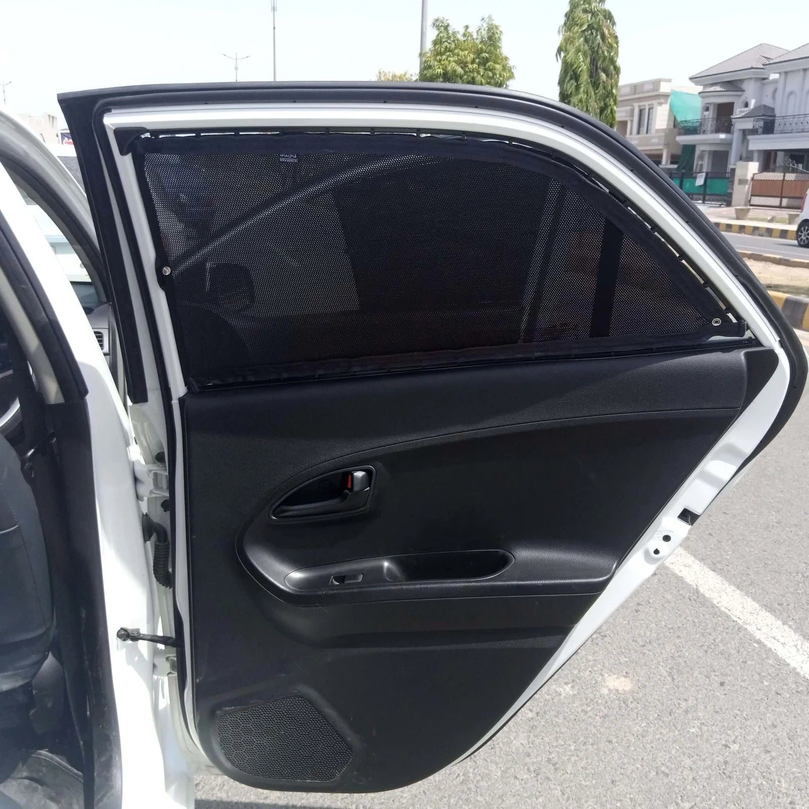 QuikSlide Sliders railing curtains installed in Kia Picanto