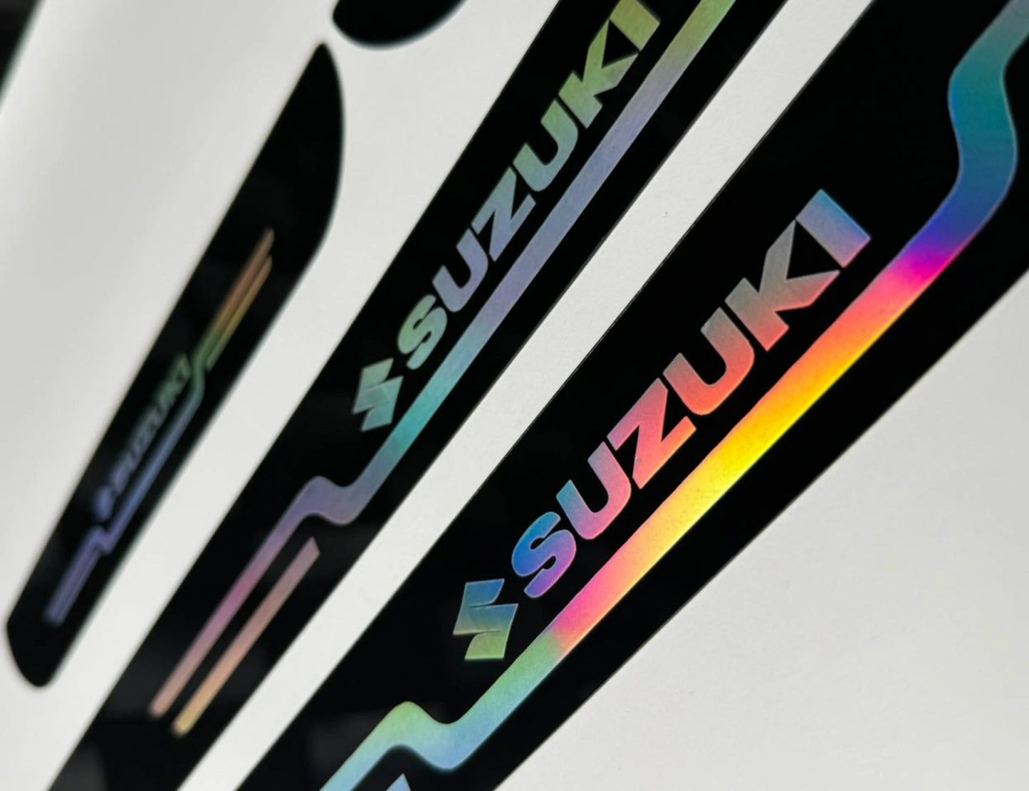 Suzuki door sill plate sticker plastic TPE carbon fiber anti scratch protector for car entry guards