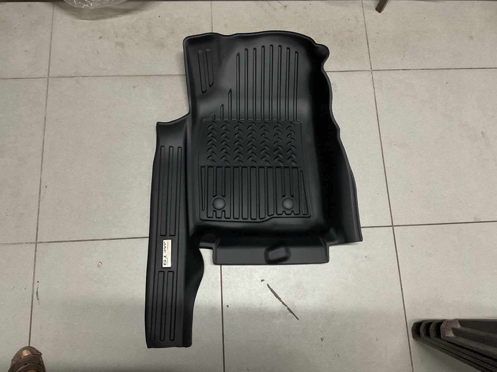 TXR TPE Mats For JAC T9 Hunter 2025–2026 – Premium All-Weather Custom Fit