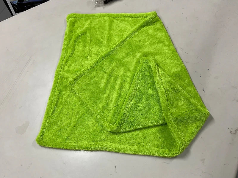 Ultra-Soft Microfiber Cloth for Car Cleaning – Scratch-Free & Super Absorbent
