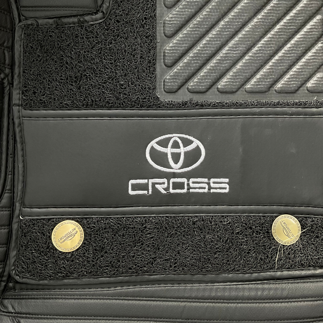 11D Floor Mats for Toyota Cross