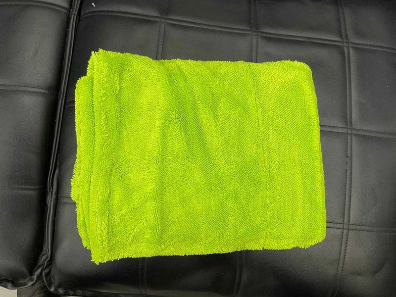 Ultra-Soft Microfiber Cloth for Car Cleaning – Scratch-Free & Super Absorbent
