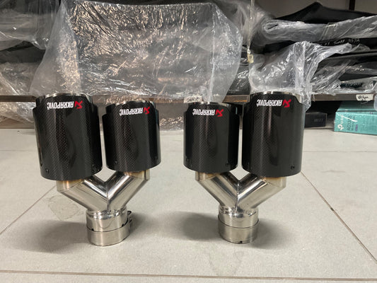 Akrapovic Silencer Tip – Original Carbon Fiber Exhaust Tip
