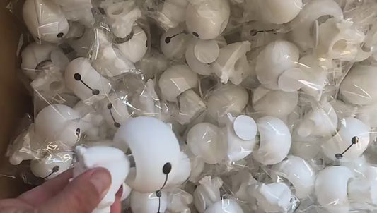 Disney Baymax Car Ornaments (Solar Car Shaking Head Doll Toy)