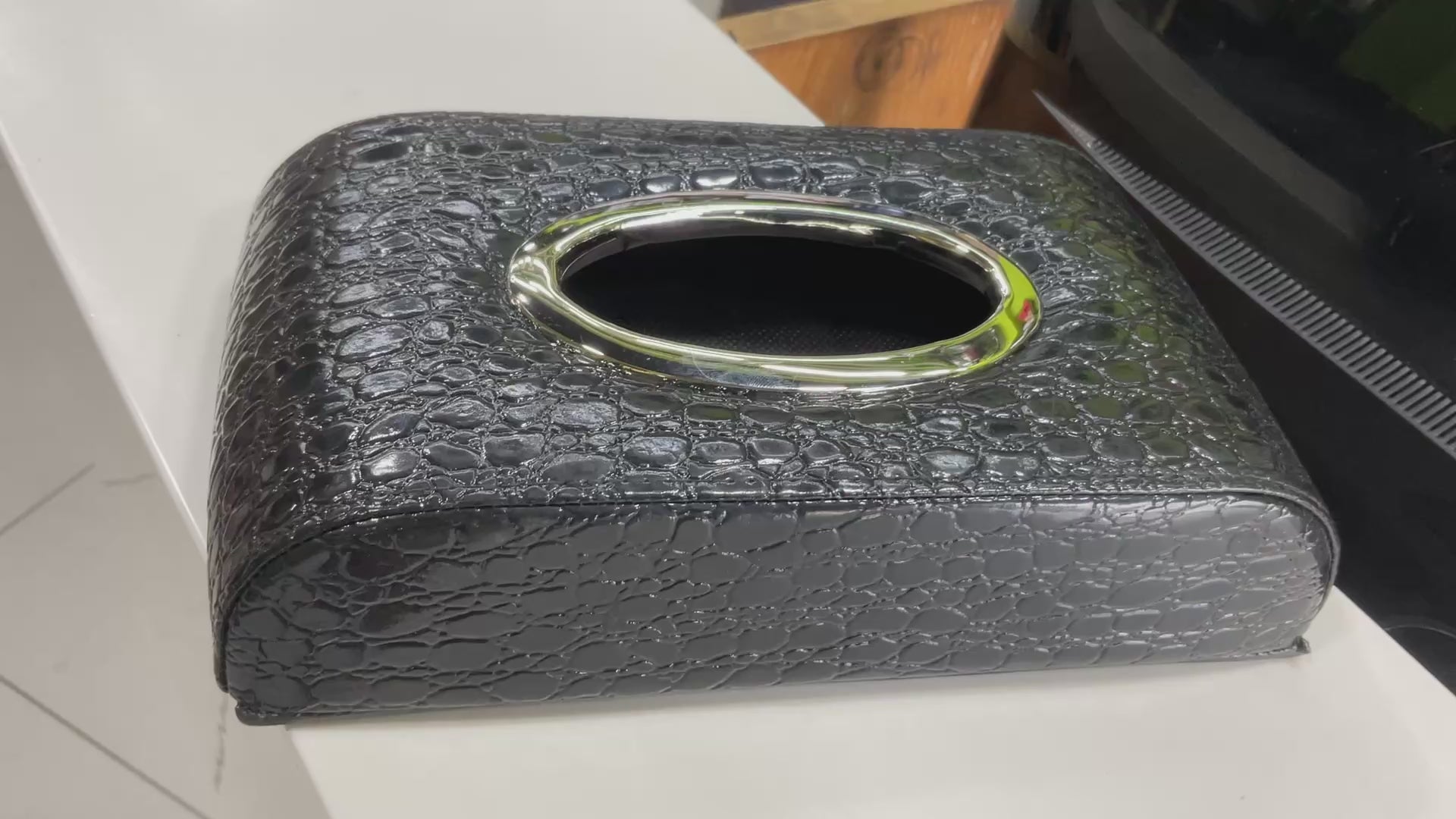 Premium Car Tissue Box for Easy Access and Stylish Organization